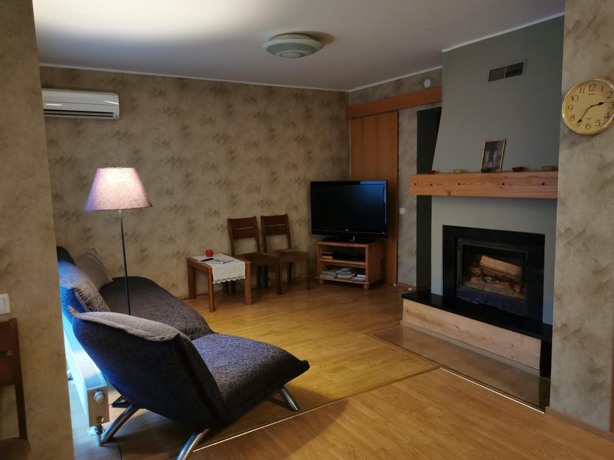 Kaare Guesthouse Viljandi  Extérieur photo