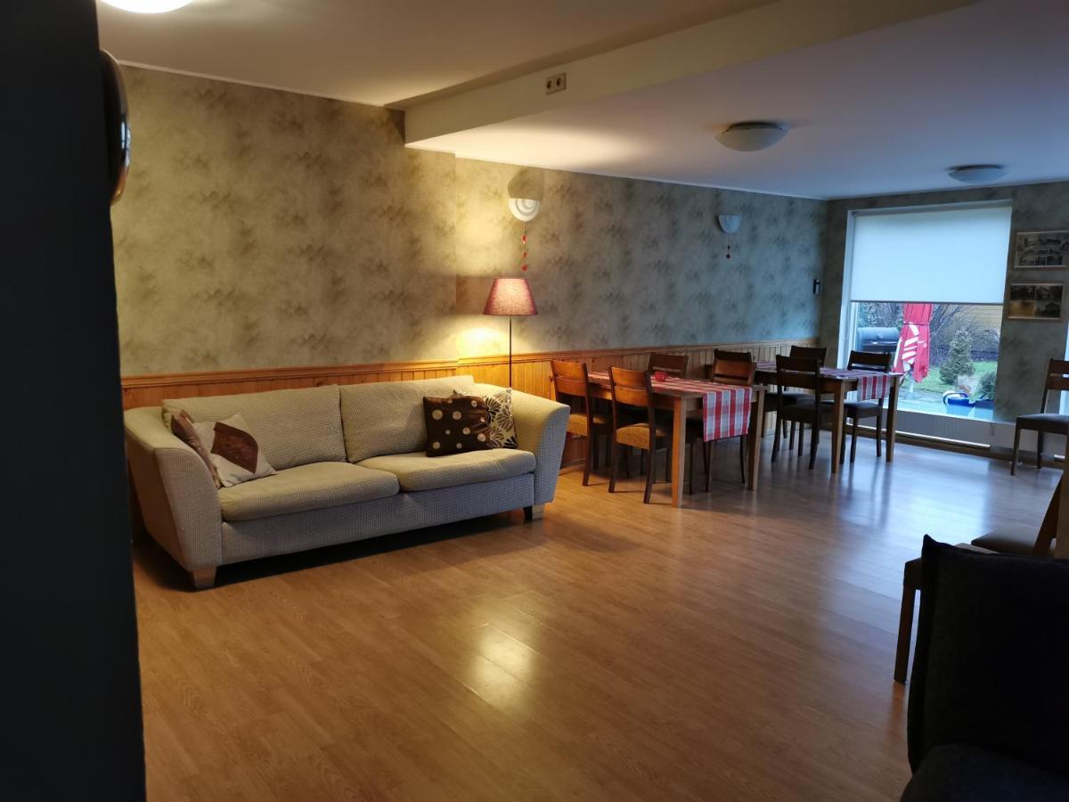 Kaare Guesthouse Viljandi  Extérieur photo