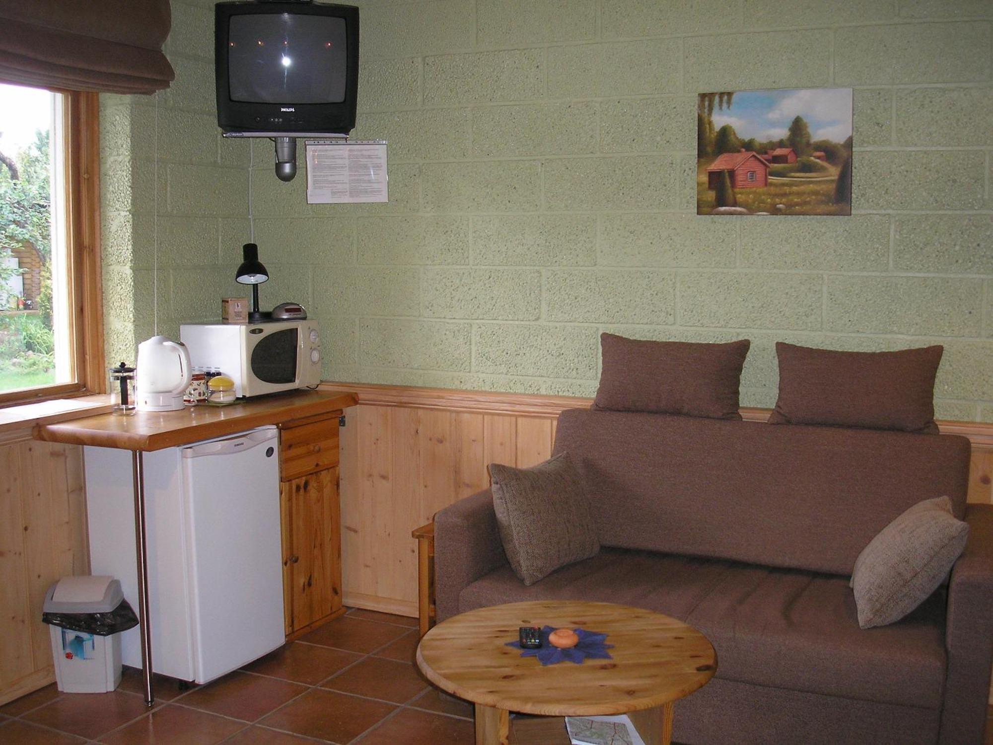 Kaare Guesthouse Viljandi  Extérieur photo