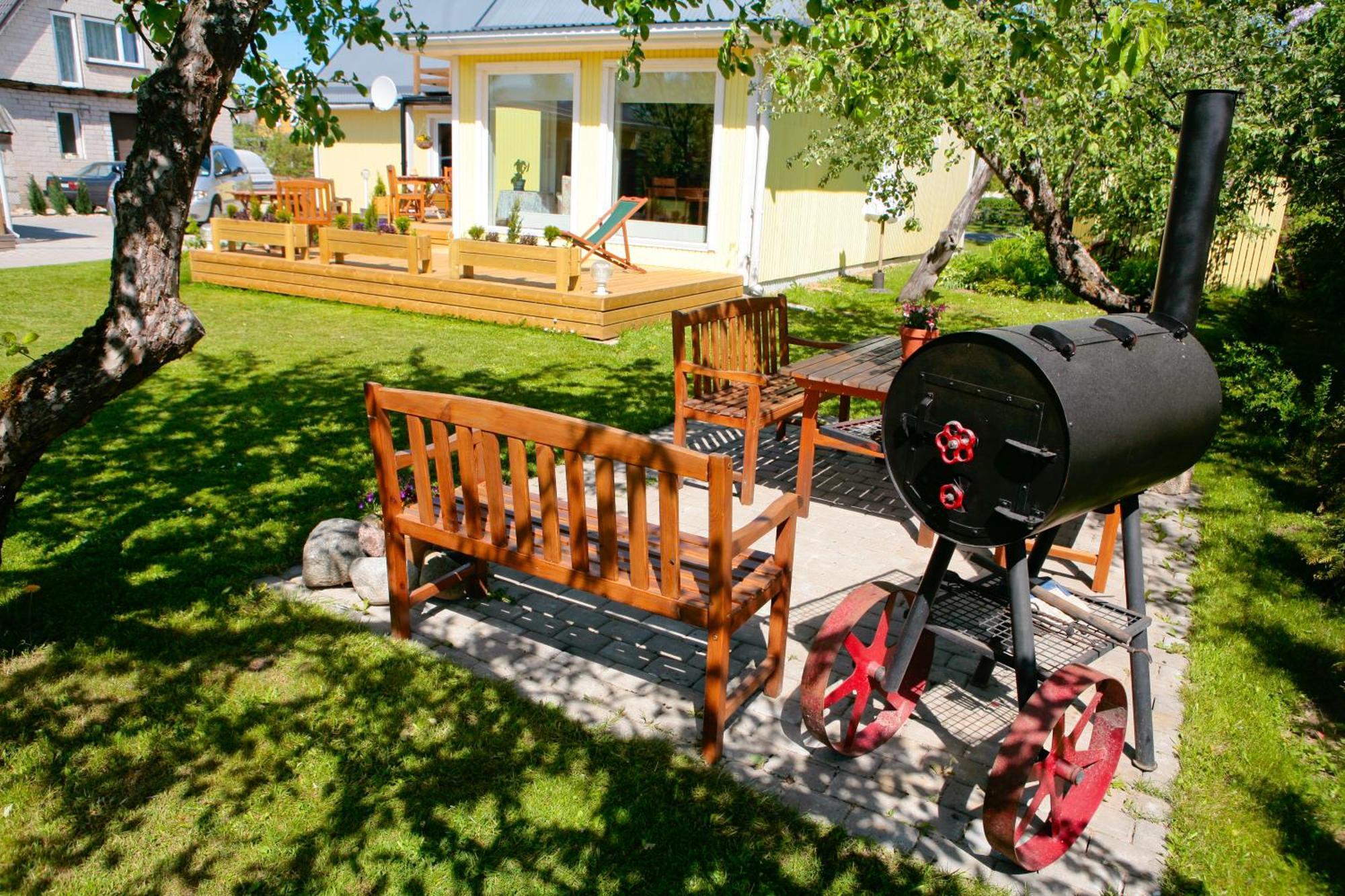 Kaare Guesthouse Viljandi  Extérieur photo
