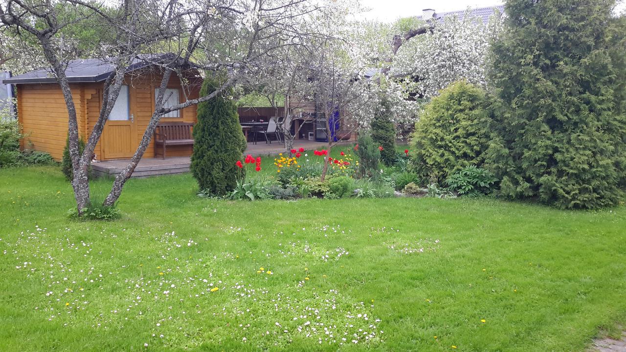 Kaare Guesthouse Viljandi  Extérieur photo